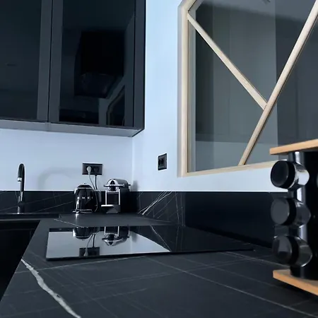 Le Pamela Front De Appartement